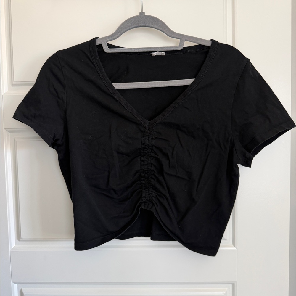 Wilfred Classic Black Ruched V-Neck Crop Top